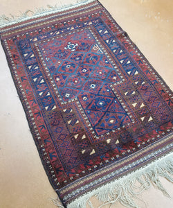 Semi Antique Wool area rug
